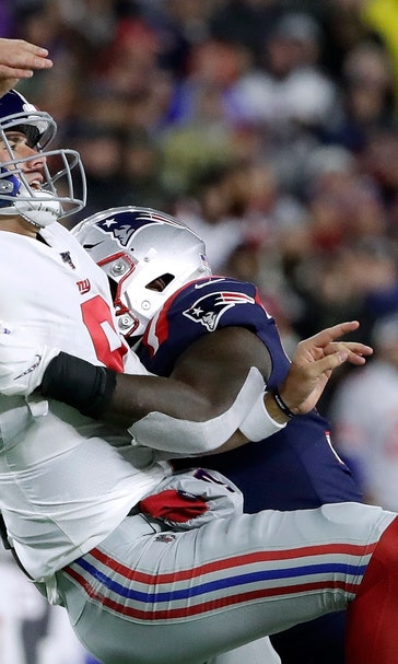 Giants' Jones has 3 INTs in 35-14 loss to Patriots